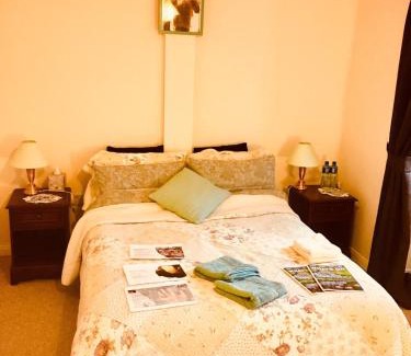 Clifden Bed & Breakfast | Treasure Box Retreat