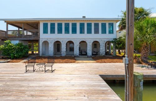Royal Lagoons House | Treasure Cove