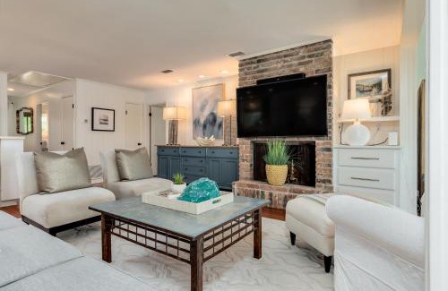 Royal Lagoons House | Treasure Cove