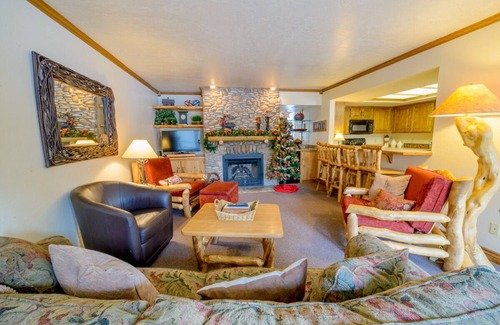 Brian Head Condo | Tree House Condo - ski out