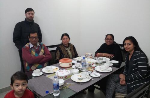Taj Ganj House | Tree Of Happiness Homestay.