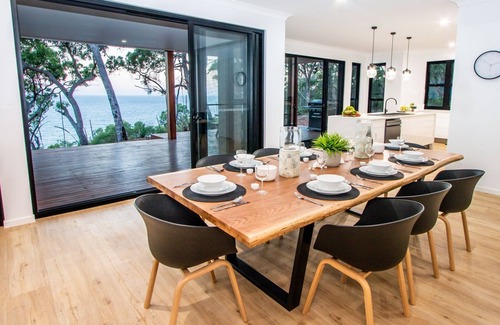 Agnes Water House | TREE TOP BREEZES SUNRISE 1770