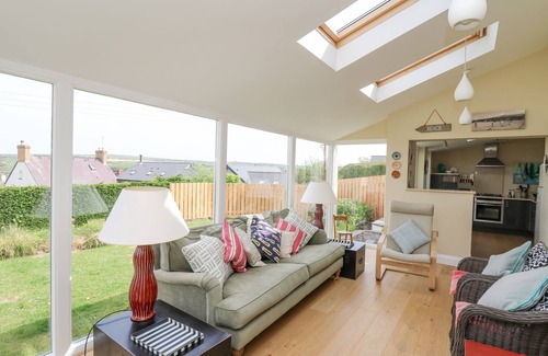 Newport Cottage | TREE TOPS, pet friendly, with a garden in Newport, Pembrokeshire