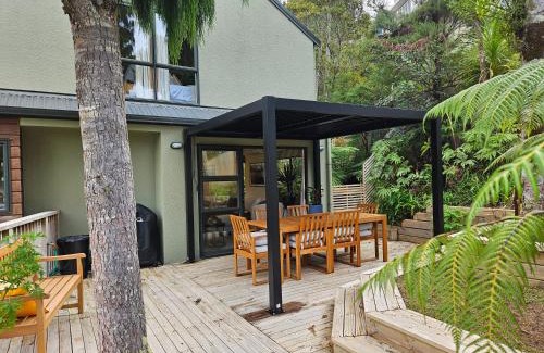 Paihia House | Tree Tops Retreat