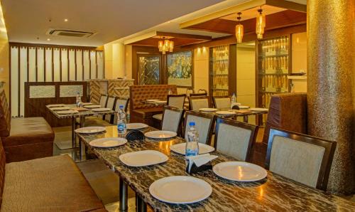 Vijayawada Hotel | Treebo Alankar Inn