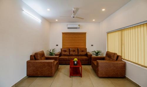 Nedumbassery Hotel | Treebo Amigos Residency Cochin Airport Hotel