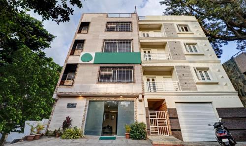 Koramangala Hotel | Treebo Elite Premium Homes