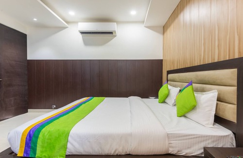 Zirakpur Hotel | Treebo Gatiman