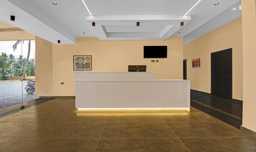Nedumbassery Hotel | Treebo Grand Vistara Airport Suites
