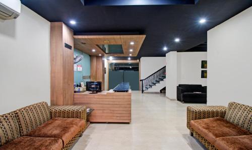 Vaishali Nagar Hotel | Treebo Maharaja Residency