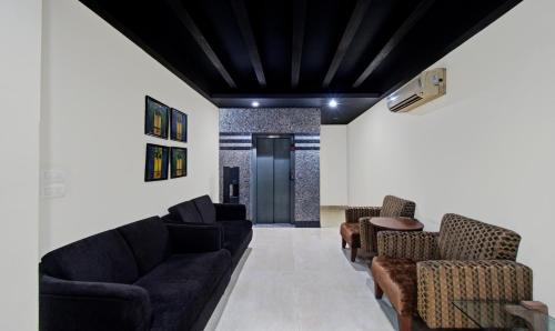 Vaishali Nagar Hotel | Treebo Maharaja Residency