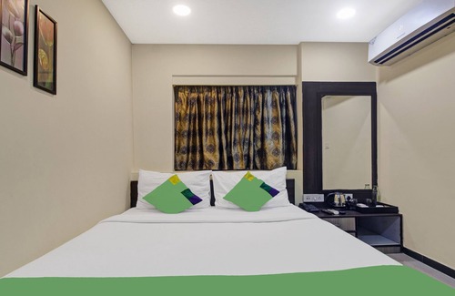 Kalighat Hotel | Treebo Naman's Inn