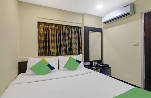 Kalighat Hotel | Treebo Naman's Inn
