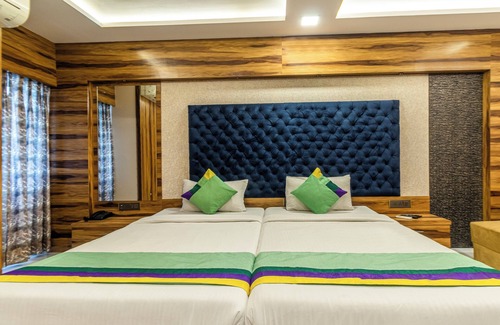 Park Street Hotel | Treebo Orion Crystal