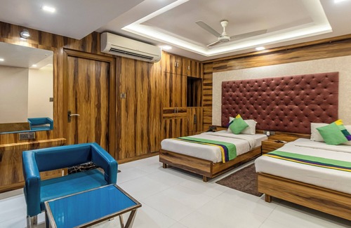Park Street Hotel | Treebo Orion Crystal