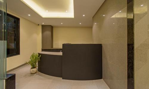 Malviya Nagar Hotel | Treebo Pink City Grand