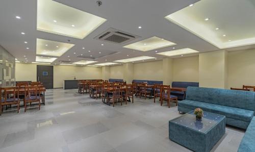 Malviya Nagar Hotel | Treebo Pink City Grand