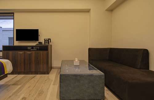 Malviya Nagar Hotel | Treebo Pink City Grand