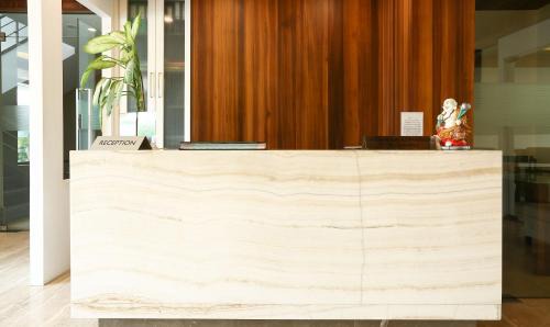 South City I Hotel | Treebo Premium Eden Residency Near Sec 29