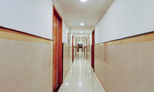 Stage 1 Hotel | Treebo Suraksha Inn