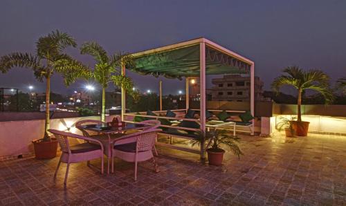 Hingana Hotel | Treebo The Boss