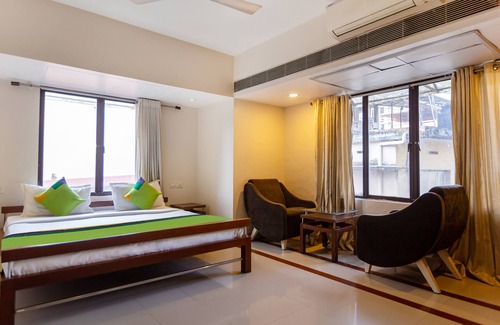 Ernakulam South Hotel | Treebo Time Square Marine Drive