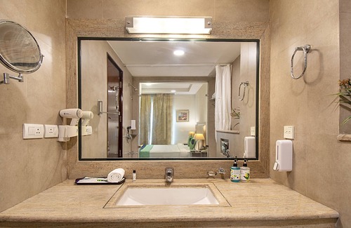 Sector 14 Hotel | Treebo Trend Grenville near Udyog Vihar