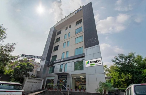 Sector 14 Hotel | Treebo Trend Grenville Near Udyog Vihar