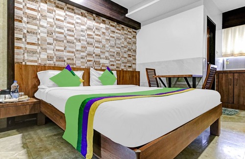 Panvel Hotel | Treebo Trend Kana Palace