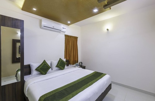 Narasapura Hotel | Treebo Trend Pratham Presidency
