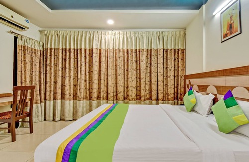 Nagavara Hotel | Treebo Trend Raj Elegance