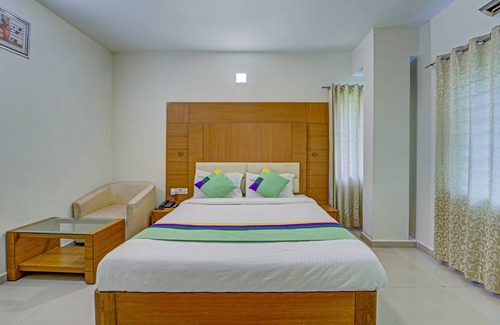 Periamet Hotel | Treebo Trend The Green City
