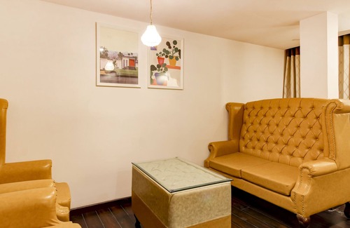 Banjara Hills Hotel | Treebo Tryst F One