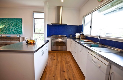 Dunsborough House | Treehouse by the Sea