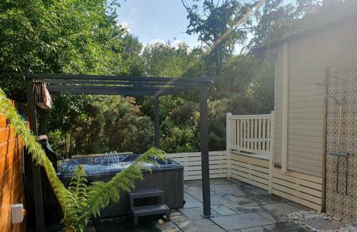Swarland House | Treehouse - Hot Tub