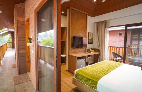 Calangute Hotel | TreeHouse MARS Beach Cottages