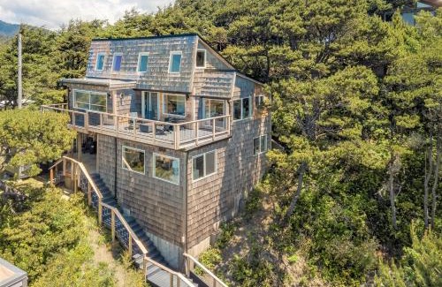 Manzanita House | Treehouse MCA#414