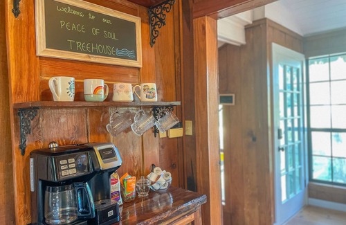 Talisheek Cabin | Treehouse Riverfront Retreat! Unplug & Reconnect