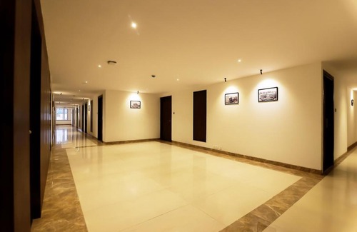 Hubli Hotel | TreeHouse Vedanta Pride