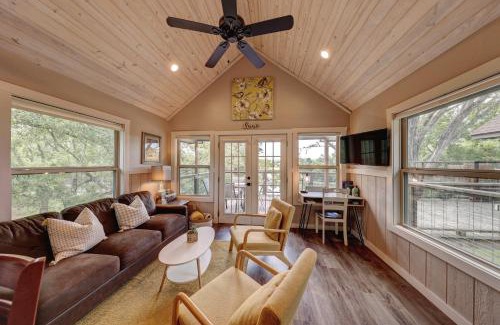 Center Point Cabin | Treetop River Cabins on the Guadalupe River