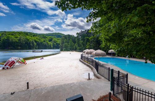 Big Canoe House | Treetop Tranquility in Big Canoe