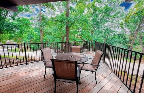 Village of Four Seasons House | Treetop Village56-3Bed/3Bath/Pools/Dock/Pickleball/Fitness Center-6-8PP-Four Seasons Area