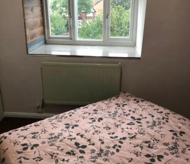 Stirchley Apartment | Treetops flat2 Hall Green B28