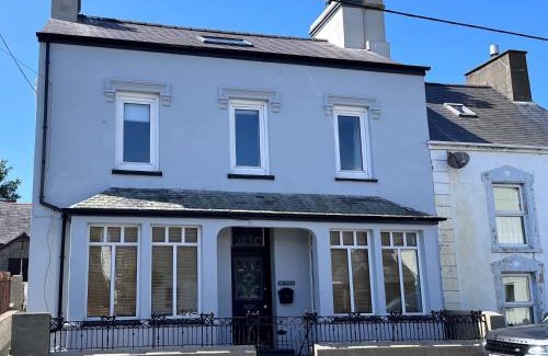 Nefyn House | Tregwylan