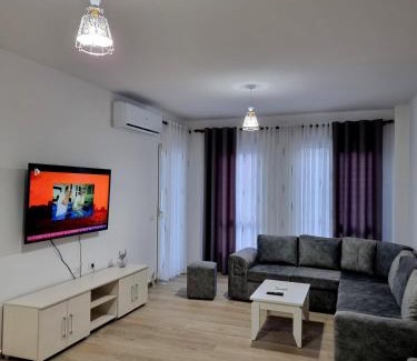Tushemisht Apartment | Treis Apartment 2
