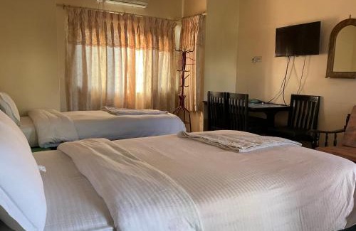 Pokhara Bed & Breakfast | Trekkers Lodge