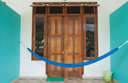 Bukit Lawang House | Trekking Lodge