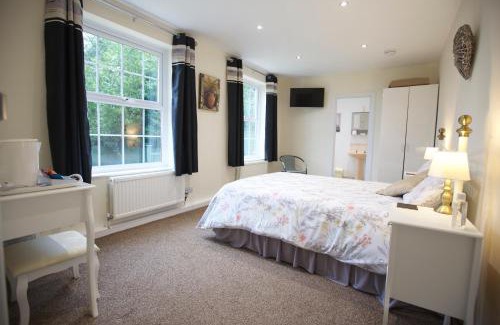 Lewannick Bed & Breakfast | Trelaske Manor B&B