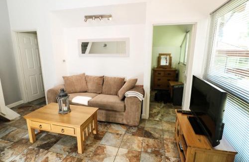 Llanteg House | Trelessy Lodge