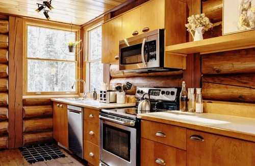 Lac Superieur Village Ski Chalet | Tremblant Chalet | Spa, Sauna & Pool Retreat